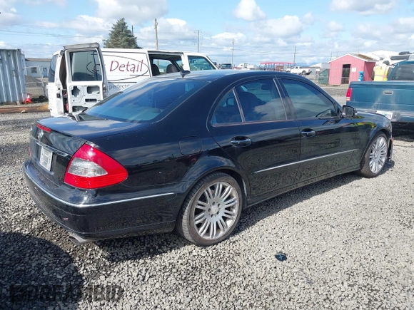 2008 Mercedes-Benz E 350 Luxury with VIN WDBUF56X18B199219, listed as a IAAI auction lot 41933574 with 132,199 mi miles and . Bid and sale history available at carsss.com. Image 4.