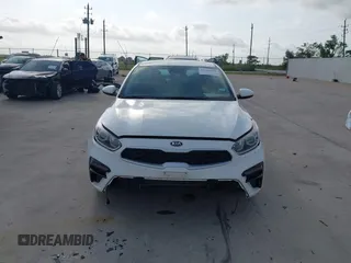 2021 Kia Forte LXS z VIN 3KPF24AD1ME315531, wystawiony jako IAAI lot #42286920 z przebiegiem 88 727 mil mil oraz . Historia ofert i sprzedaży dostępna na DreamBid. Obrazek 12.