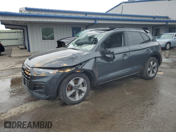 2025 Audi Q5 Premium Plus with VIN WA1BBAFY6S2009213, listed as a Copart auction lot 62832425 with 6,053 mi miles and Salvage title. Bid and sale history available at DreamBid. Image 1.