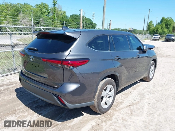 2021 Toyota Highlander L with VIN 5TDZZRAH3MS034975, listed as a IAAI auction lot 39170135 with 86,052 mi miles and . Bid and sale history available at DreamBid. Image 4.