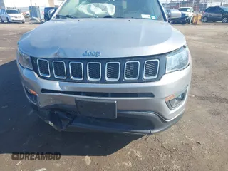 2020 Jeep Compass Latitude with VIN 3C4NJDBB7LT155175, listed as a IAAI auction lot 41760215 with 40,258 mi miles. Bid and sale history available at carsss.com. Image 11.