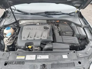 2014 Volkswagen Passat SE с VIN 1VWBN7A39EC085032, выставлен на аукционе IAAI как лот 41931302 с пробегом 193 425 миль миль и . История ставок и продаж доступна на DreamBid. Изображение 10.