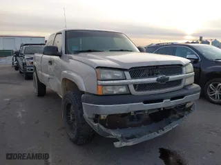 2005 Chevrolet Silverado 1500 Z71 with VIN 1GCEK19B95E213890, listed as a IAAI auction lot 41254102 with 263,361 mi miles. Bid and sale history available at carsss.com. Image 6.
