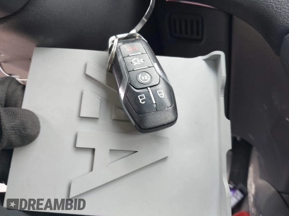 2014 Lincoln MKZ Hybrid with VIN 3LN6L2LU2ER813547, listed as a IAAI auction lot 42076647 with 168,132 mi miles and . Bid and sale history available at DreamBid. Image 11.