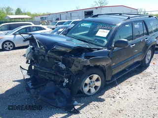 2006 Toyota 4Runner SR5 z VIN JTEZU14R168057081, wystawiony jako IAAI lot #42220634 z przebiegiem 224 022 mil mil oraz . Historia ofert i sprzedaży dostępna na DreamBid. Obrazek 6.