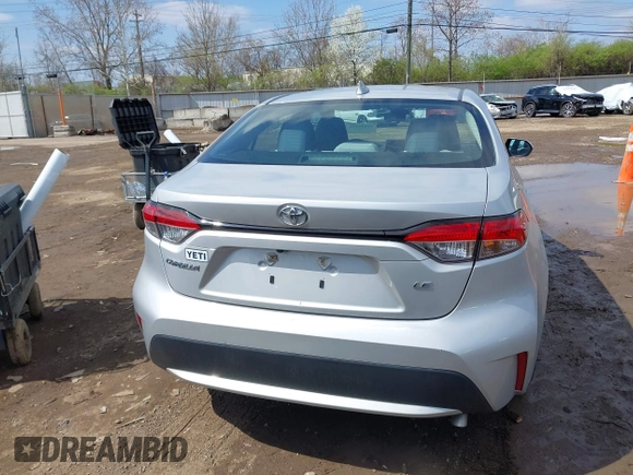 2022 Toyota Corolla LE with VIN 5YFEPMAE1NP333159, listed as a IAAI auction lot 41919934 with 143,348 mi miles and . Bid and sale history available at carsss.com. Image 16.