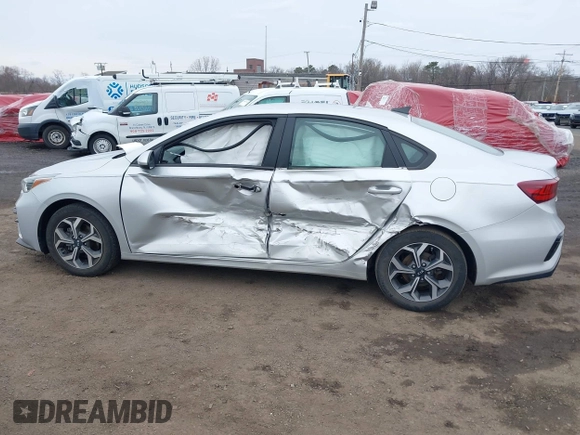 2019 Kia Forte LXS with VIN 3KPF24AD5KE125406, listed as a IAAI auction lot 41946484 with 43,391 mi miles and . Bid and sale history available at carsss.com. Image 14.