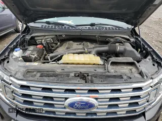 2020 Ford Expedition Max XLT с VIN 1FMJK1JT0LEA17784, выставлен на аукционе Copart как лот 52078355 с пробегом 81 504 миль миль и Списание • Salvage title. История ставок и продаж доступна на DreamBid. Изображение 13.