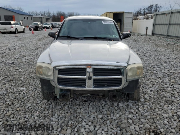 2007 Dodge Dakota SLT with VIN 1D7HW48P97S197684, listed as a Copart auction lot 86328944 with 122,969 mi miles and Salvage Title. Bid and sale history available at carsss.com. Image 5.