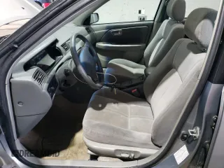 2001 Toyota Camry CE z VIN JT2BG22K410558183, wystawiony jako Copart lot #55600625 z przebiegiem 69 689 mil mil oraz Szkoda całkowita • Salvage title. Historia ofert i sprzedaży dostępna na DreamBid. Obrazek 7.