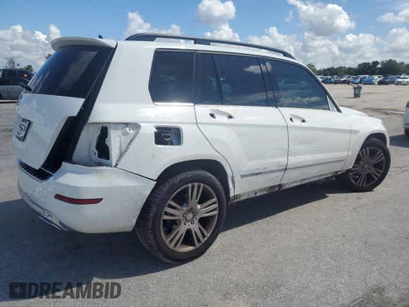2015 Mercedes-Benz GLK 350 with VIN WDCGG5HB4FG429911, listed as a Copart auction lot 69937924 with 121,214 mi miles and Salvage Title. Bid and sale history available at DreamBid. Image 3.