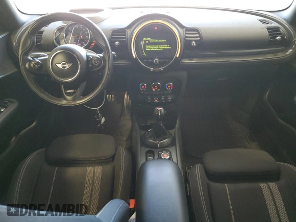 2016 MINI Clubman z VIN WMWLN5C53G2B35247, wystawiony jako Copart lot #56463705 z przebiegiem 107 227 mil mil oraz Nie do naprawy. Historia ofert i sprzedaży dostępna na DreamBid. Obrazek 8.