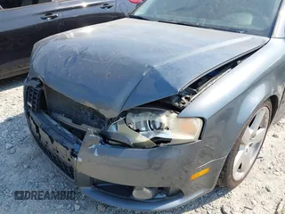 2008 Audi A4 с VIN WAUSF98E78A049081, выставлен на аукционе IAAI как лот 41828768 с пробегом 250 540 миль миль и . История ставок и продаж доступна на DreamBid. Изображение 6.