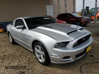 2013 Ford Mustang GT with VIN 1ZVBP8CF7D5242292, listed as a Copart auction lot 50411825 with 35,821 mi miles and Clean Title. Bid and sale history available at carsss.com. Image 4.