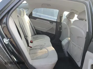 2019 Hyundai Sonata SE with VIN 5NPE24AF8KH806510, listed as a Copart auction lot 64834784 with 30,314 mi miles and Salvage Title. Bid and sale history available at DreamBid. Image 10.
