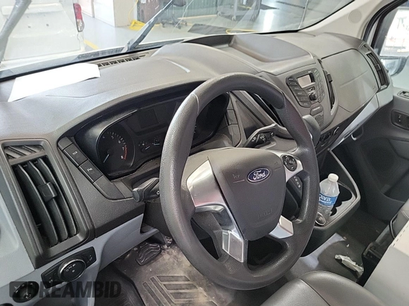 2018 Ford Transit с VIN 1FTYR3XM8JKB31055, выставлен на аукционе IAAI как лот 42791422 с пробегом 130 835 миль миль и . История ставок и продаж доступна на DreamBid. Изображение 9.