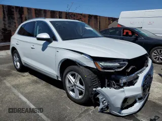 2024 Audi Q5 S line Premium Plus with VIN WA1E2AFY7R2077320, listed as a Copart auction lot 56763335 with 10,650 mi miles and Salvage title. Bid and sale history available at DreamBid. Image 4.