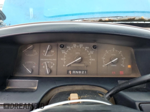 1996 Ford F-250 z VIN 2FTHF26H7TCA30362, wystawiony jako Copart lot #57525605 z przebiegiem Nie podano mil oraz Czysty tytuł • Clean title. Historia ofert i sprzedaży dostępna na DreamBid. Obrazek 9.
