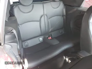2014 MINI Convertible с VIN WMWZN3C59ET569675, выставлен на аукционе IAAI как лот 42378842 с пробегом 70 352 миль миль и . История ставок и продаж доступна на DreamBid. Изображение 8.