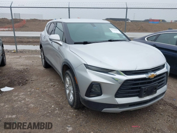 2020 Chevrolet Blazer LT z VIN 3GNKBCRSXLS570066, wystawiony jako IAAI lot #42140439 z przebiegiem 187 034 mil mil oraz . Historia ofert i sprzedaży dostępna na DreamBid. Obrazek 1.