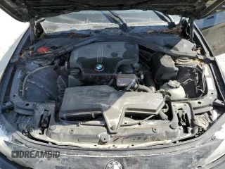 2015 BMW 3 Series 320i xDrive с VIN WBA3C3G57FNS74571, выставлен на аукционе Copart как лот 58059955 с пробегом 110 944 миль миль и Списание • Salvage title. История ставок и продаж доступна на DreamBid. Изображение 11.