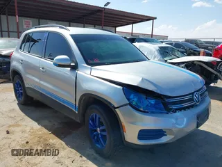 2016 Volkswagen Tiguan S with VIN WVGAV7AX9GW567790, listed as a IAAI auction lot 42352288 with 119,526 mi miles and . Bid and sale history available at DreamBid. Image 1.