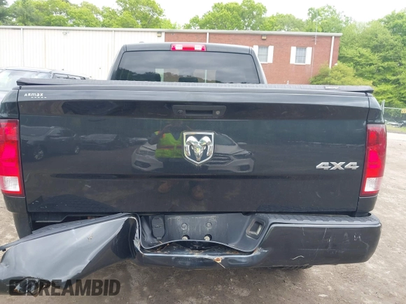 2017 Ram 1500 Tradesman с VIN 1C6RR7FG2HS620527, выставлен на аукционе IAAI как лот 42270624 с пробегом 128 704 миль миль и . История ставок и продаж доступна на DreamBid. Изображение 16.