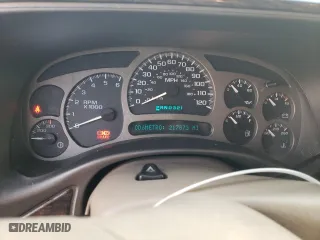 2003 GMC Yukon Denali with VIN 1GKEK63U23J340495, listed as a Copart auction lot 46332495 with 217,873 mi miles and Salvage Title. Bid and sale history available at carsss.com. Image 9.