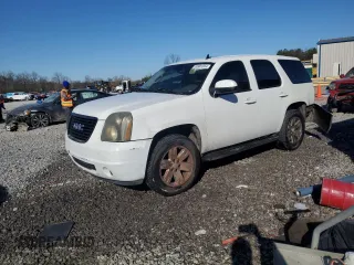 2007 GMC Yukon SLT with VIN 1GKFC13007R260640, listed as a Copart auction lot 86981054 with 0 mi miles and Salvage Title. Bid and sale history available at carsss.com. Image 1.