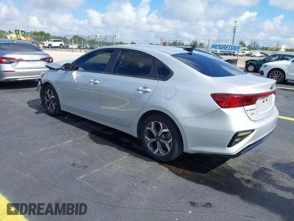 2021 Kia Forte LXS z VIN 3KPF24AD0ME334880, wystawiony jako IAAI lot #42257054 z przebiegiem 159 489 mil mil oraz . Historia ofert i sprzedaży dostępna na DreamBid. Obrazek 3.