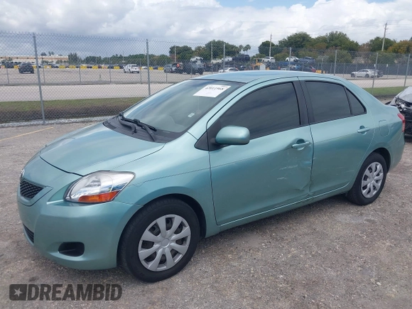 2010 Toyota Yaris with VIN JTDBT4K32A4070723, listed as a IAAI auction lot 42011968 with 71,950 mi miles and . Bid and sale history available at carsss.com. Image 2.