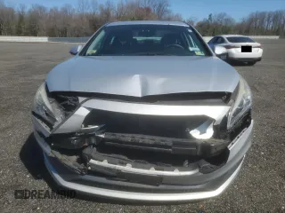2015 Hyundai Sonata Sport with VIN 5NPE34AF5FH055238, listed as a Copart auction lot 49506805 with 82,312 mi miles and Salvage title. Bid and sale history available at DreamBid. Image 5.