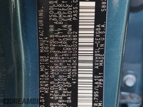 2025 Toyota Camry LE z VIN 4T1DBADK3SU502862, wystawiony jako Copart lot #51853575 z przebiegiem 31 601 mil mil oraz Szkoda całkowita • Salvage title. Historia ofert i sprzedaży dostępna na DreamBid. Obrazek 14.