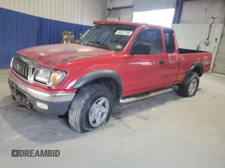 2003 Toyota Tacoma z VIN 5TEWN72N43Z187048, wystawiony jako Copart lot #60237705 z przebiegiem 228 998 mil mil oraz Czysty tytuł • Clean title. Historia ofert i sprzedaży dostępna na DreamBid. Obrazek 1.