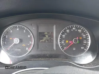 2012 Volkswagen Jetta SE с VIN 3VWDP7AJ6CM086877, выставлен на аукционе IAAI как лот 42390302 с пробегом 189 490 миль миль и . История ставок и продаж доступна на DreamBid. Изображение 7.
