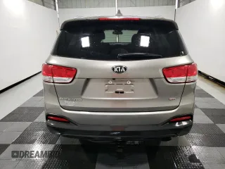 2018 Kia Sorento LX with VIN 5XYPG4A36JG345376, listed as a Copart auction lot 50245185 with 124,644 mi miles and Clean Title. Bid and sale history available at carsss.com. Image 6.