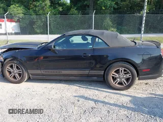2011 Ford Mustang V6 с VIN 1ZVBP8EM6B5156965, выставлен на аукционе IAAI как лот 42600093 с пробегом 165 868 миль миль и . История ставок и продаж доступна на DreamBid. Изображение 14.
