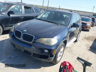 2008 BMW X5 3.0si with VIN 5UXFE43588L025702, listed as a IAAI auction lot 41705837 with 184,296 mi miles. Bid and sale history available at carsss.com. Image 2.