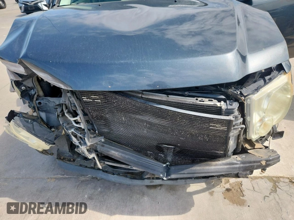 2008 Ford Escape XLT with VIN 1FMCU03128KA81939, listed as a Copart auction lot 63922515 with 182,089 mi miles and Salvage title. Bid and sale history available at DreamBid. Image 12.