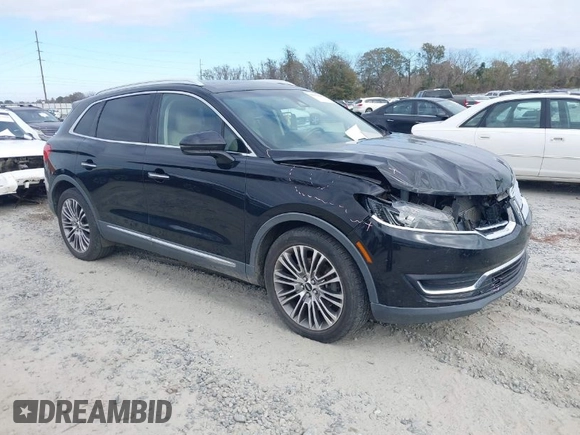 2017 Lincoln MKX Reserve with VIN 2LMPJ6LR0HBL16324, listed as a IAAI auction lot 41157696 with 118,028 mi miles. Bid and sale history available at carsss.com. Image 1.