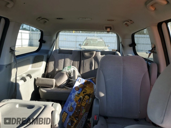 2011 Kia Sedona LX with VIN KNDMG4C73B6369139, listed as a Copart auction lot 52794875 with 176,512 mi miles and Salvage Title. Bid and sale history available at carsss.com. Image 10.