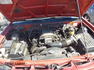 2000 Isuzu Rodeo S with VIN 4S2CK58W5Y4342386, listed as a IAAI auction lot 41778995 with 221,718 mi miles and . Bid and sale history available at DreamBid. Image 10.