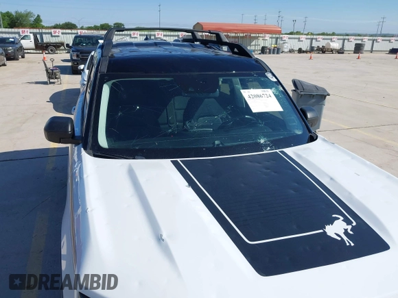 2023 Ford Bronco Sport Outer Banks z VIN 3FMCR9C69PRE08543, wystawiony jako IAAI lot #42086724 z przebiegiem 20 003 mil mil oraz . Historia ofert i sprzedaży dostępna na DreamBid. Obrazek 6.