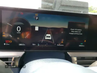 2023 Genesis GV60 Performance z VIN KMUKEDTB4PU008603, wystawiony jako Copart lot #61552933 z przebiegiem 10 024 mil mil oraz . Historia ofert i sprzedaży dostępna na DreamBid. Obrazek 9.