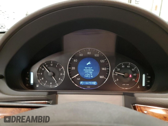 2005 Mercedes-Benz E 320 with VIN WDBUF82J35X176431, listed as a Copart auction lot 42909825 with 16,679 mi miles and Salvage Title. Bid and sale history available at DreamBid. Image 9.