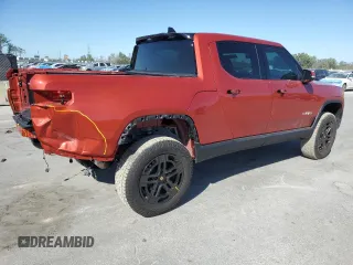 2024 Rivian R1T Adventure z VIN 7FCTGCAA3RN030346, wystawiony jako Copart lot #49440515 z przebiegiem 12 772 mil mil oraz Szkoda całkowita • Salvage title. Historia ofert i sprzedaży dostępna na DreamBid. Obrazek 3.