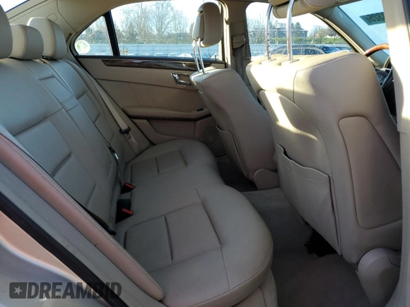 2010 Mercedes-Benz E 350 Luxury с VIN WDDHF8HB8AA095091, выставлен на аукционе Copart как лот 41413325 с пробегом 143 814 миль миль и Списание • Salvage title. История ставок и продаж доступна на DreamBid. Изображение 11.