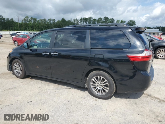 2018 Toyota Sienna XLE Auto Access Seat with VIN 5TDYZ3DC9JS908685, listed as a Copart auction lot 59714785 with 134,997 mi miles and Salvage title. Bid and sale history available at DreamBid. Image 2.