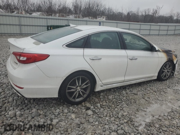 2015 Hyundai Sonata Sport z VIN 5NPE34AB0FH053345, wystawiony jako Copart lot #45194645 z przebiegiem Nie podano mil oraz Szkoda całkowita • Salvage title. Historia ofert i sprzedaży dostępna na DreamBid. Obrazek 3.