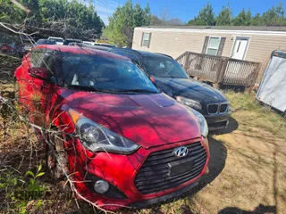2015 Hyundai Veloster Turbo with VIN KMHTC6AE6FU240474, listed as a IAAI auction lot 41886409 with 1 mi miles. Bid and sale history available at carsss.com. Image 1.